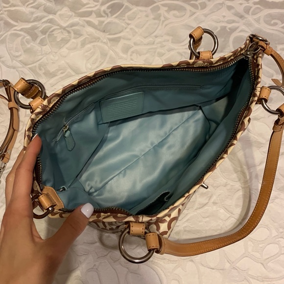 Coated canvas Coach purse - Picture 7 of 10